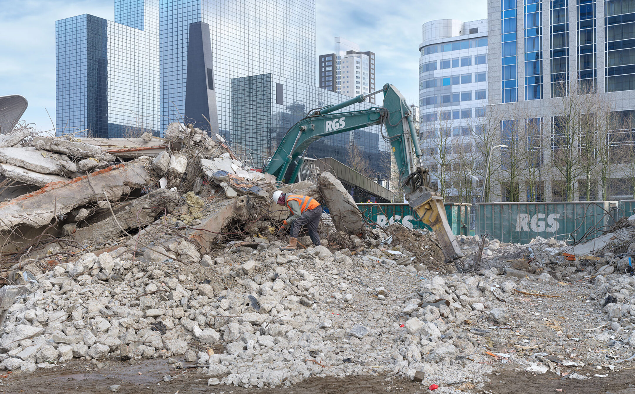 Demolition work The Modernist – photography by Studio Hoge Heren